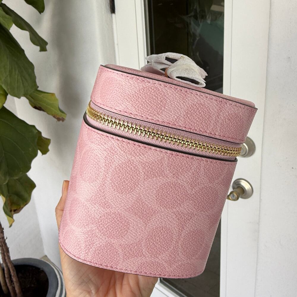 NWT Coach Cosmetic Case In Signature Canvas Gold/Powder Pink CEA56 - Picture 3 of 12